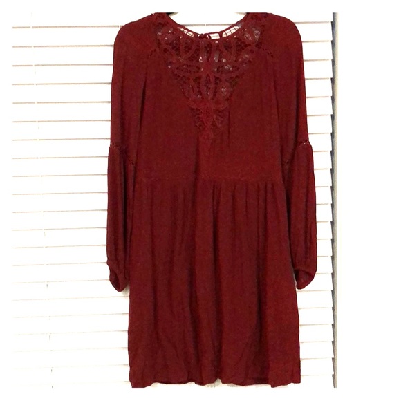 American Eagle Outfitters Dresses & Skirts - American Eagle Maroon Lacey Long Sleeve Dress